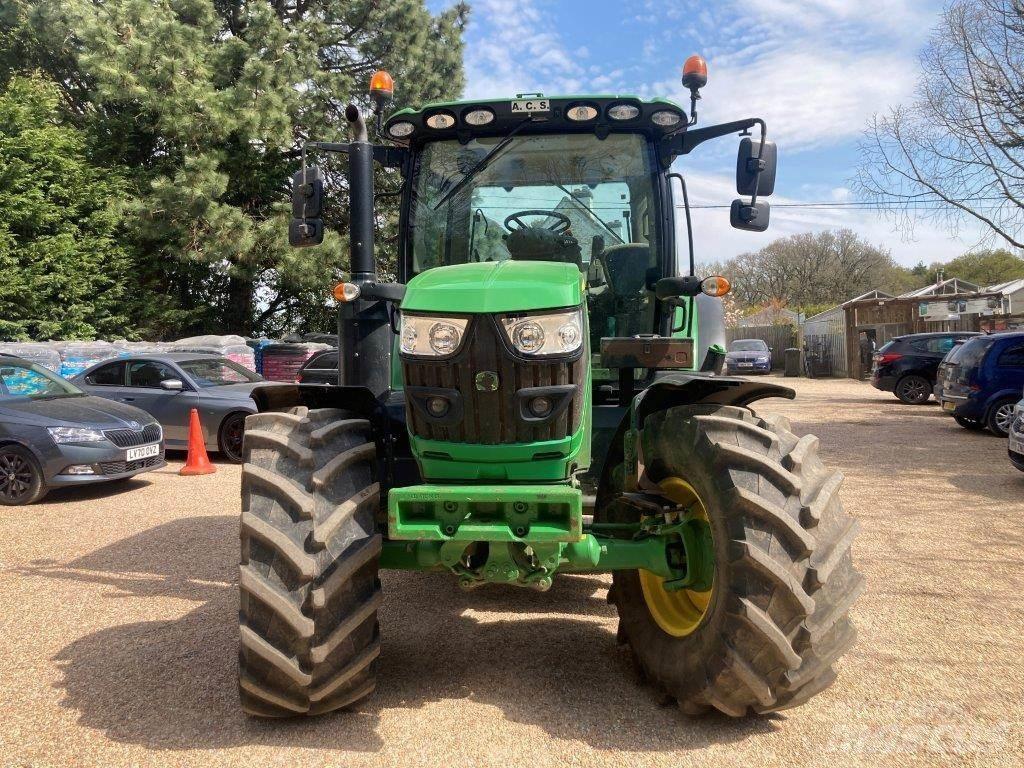 John Deere 6130R Traktorer