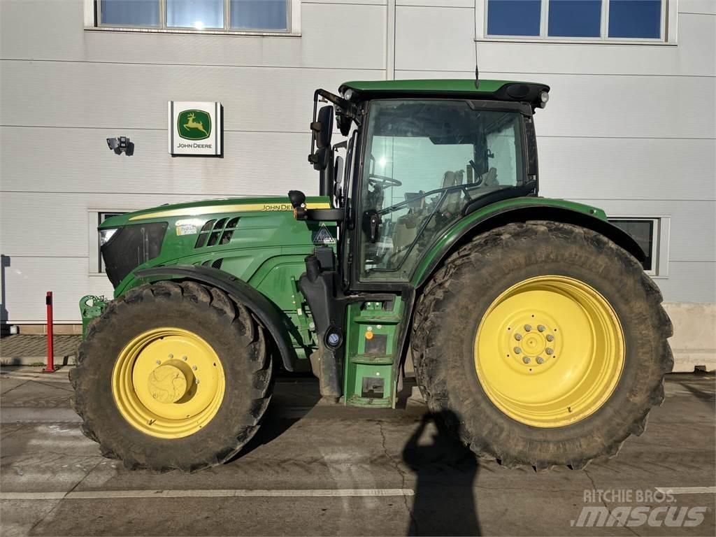 John Deere 6155R Traktorer