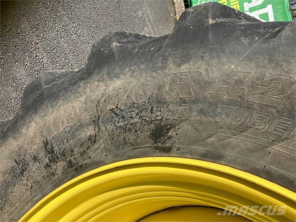 John Deere 6250R Traktorer