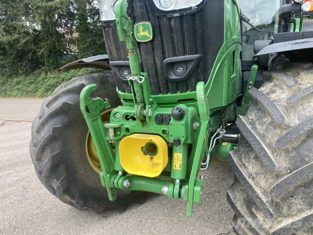 John Deere 6R 215 Traktorer