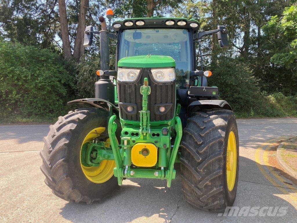 John Deere 6R 215 Traktorer