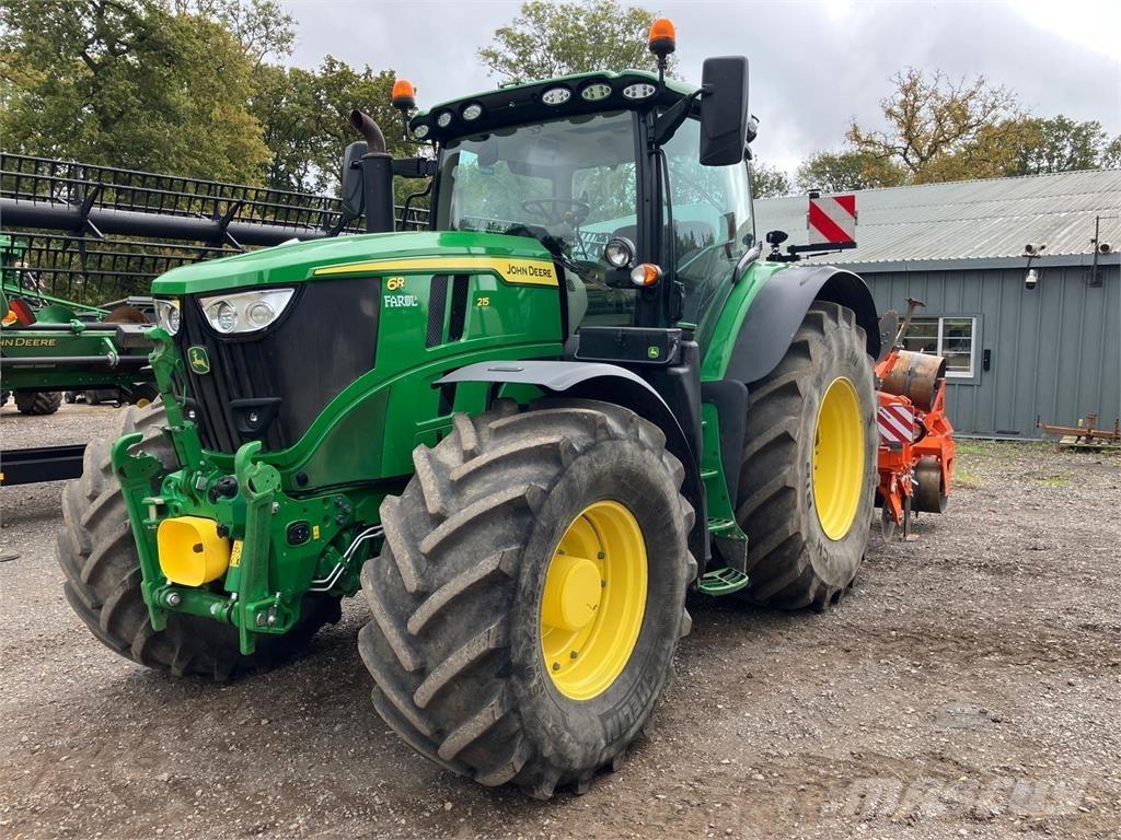 John Deere 6R 215 Traktorer