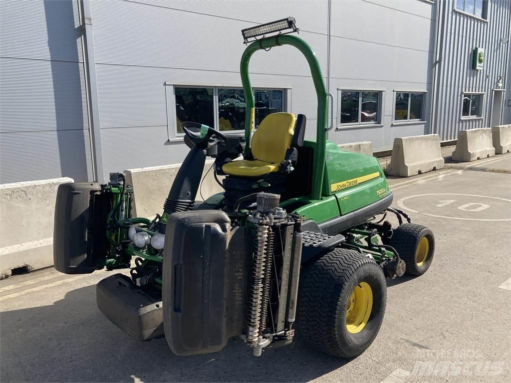John Deere 7500AE Gågräsklippare