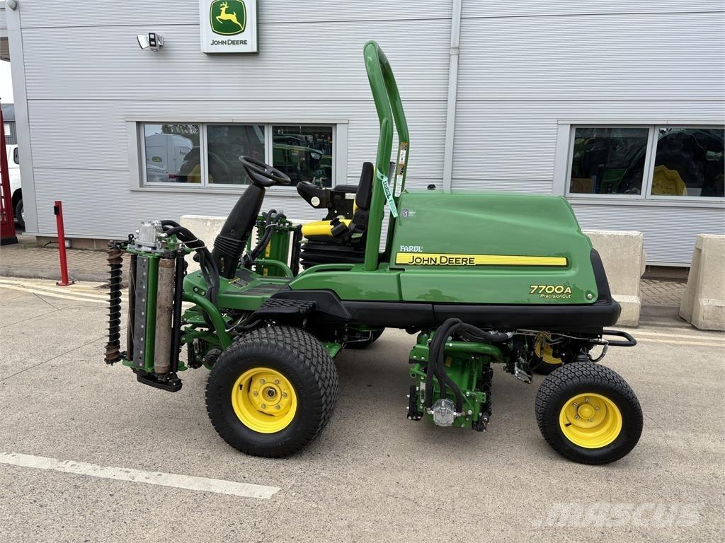 John Deere 7700A Gågräsklippare