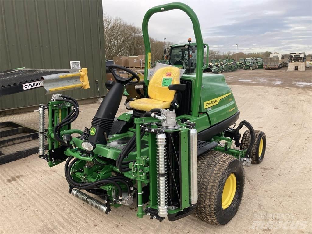 John Deere 7700A Gågräsklippare