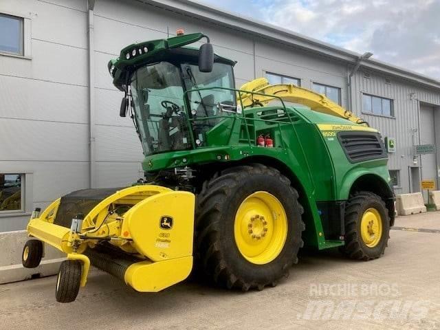 John Deere 8500i Självgående fälthackar