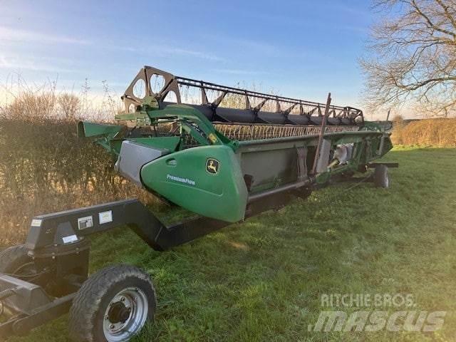 John Deere S685 TM Skördetröskor