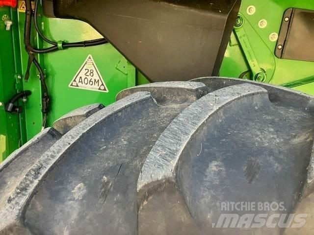 John Deere S690 TM Skördetröskor