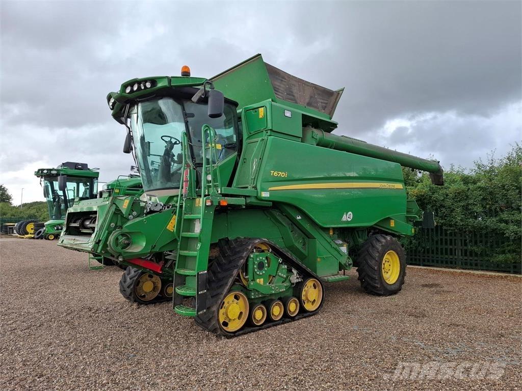 John Deere T670i Skördetröskor