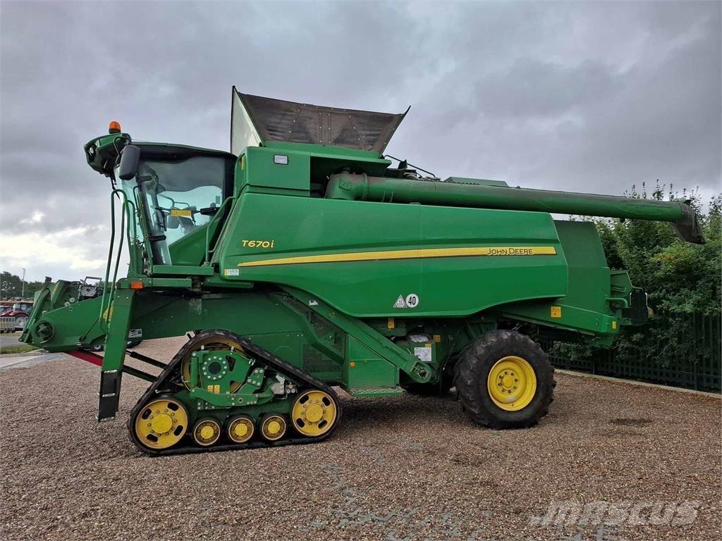 John Deere T670i Skördetröskor