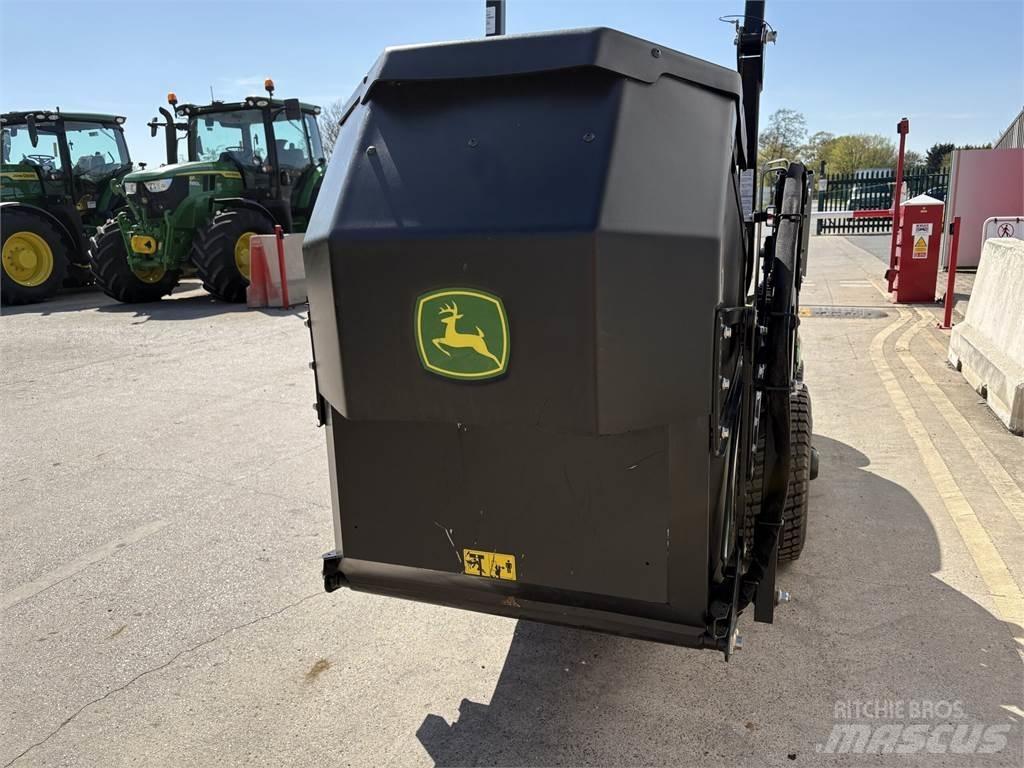 John Deere X950R Åkgräsklippare