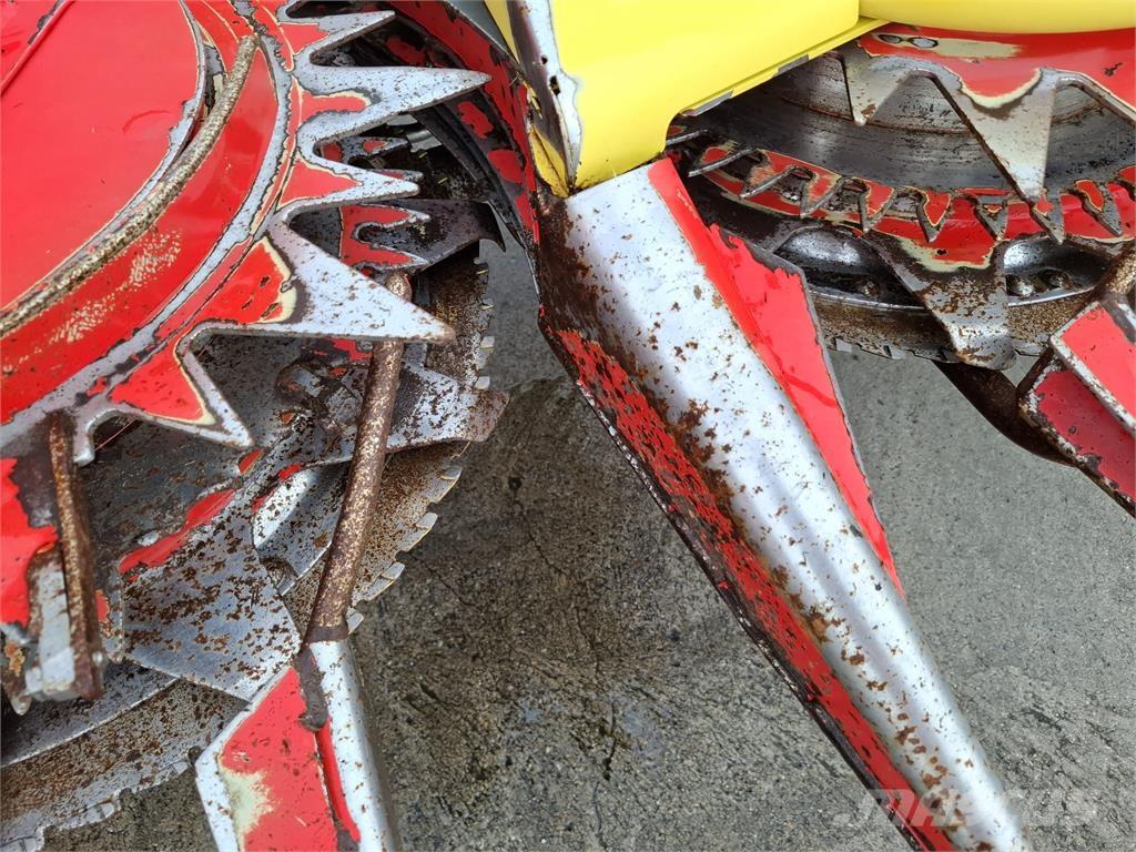 Kemper 390 Plus Självgående fälthackar