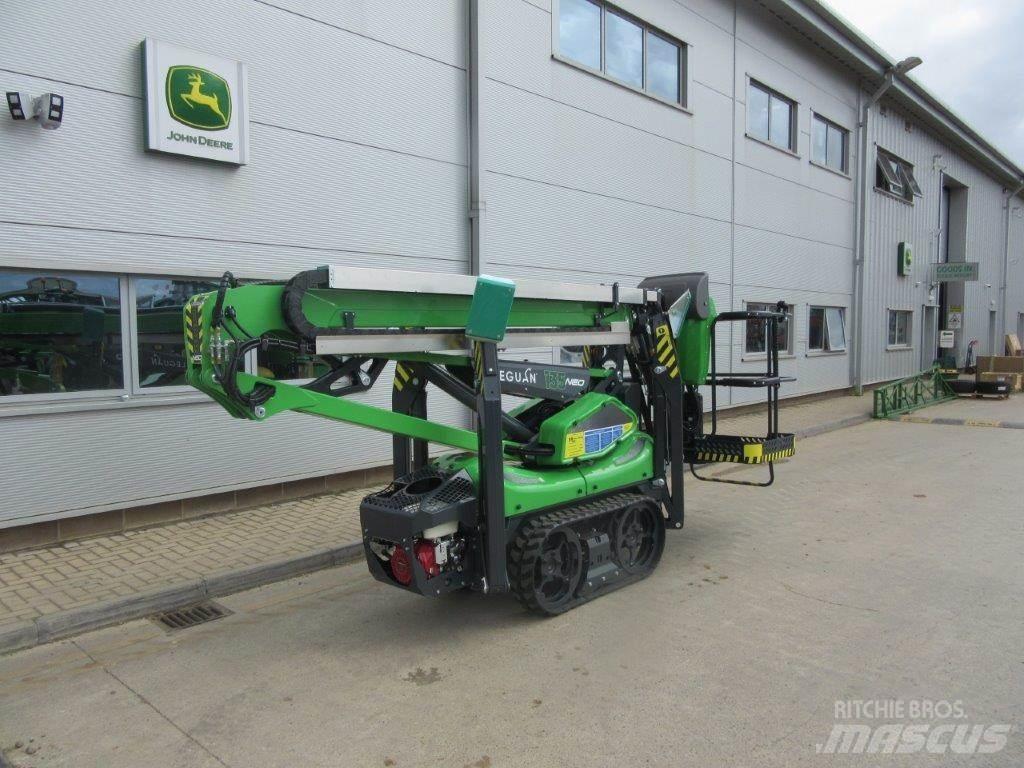 Leguan 135 NEO Teleskoplastare