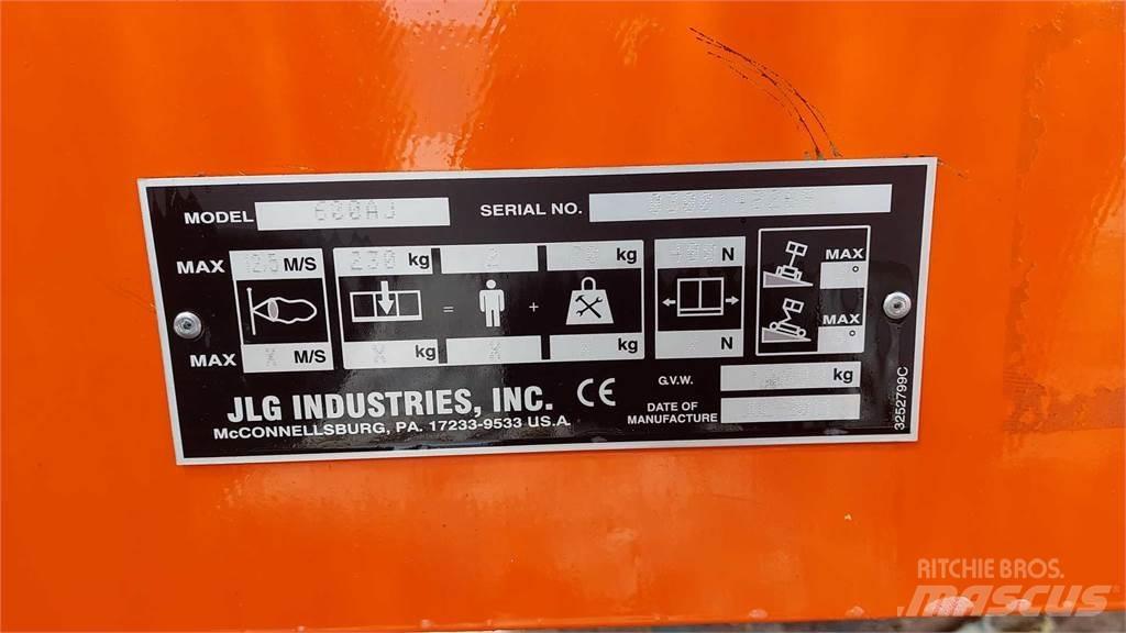 JLG 600AJ Bomliftar