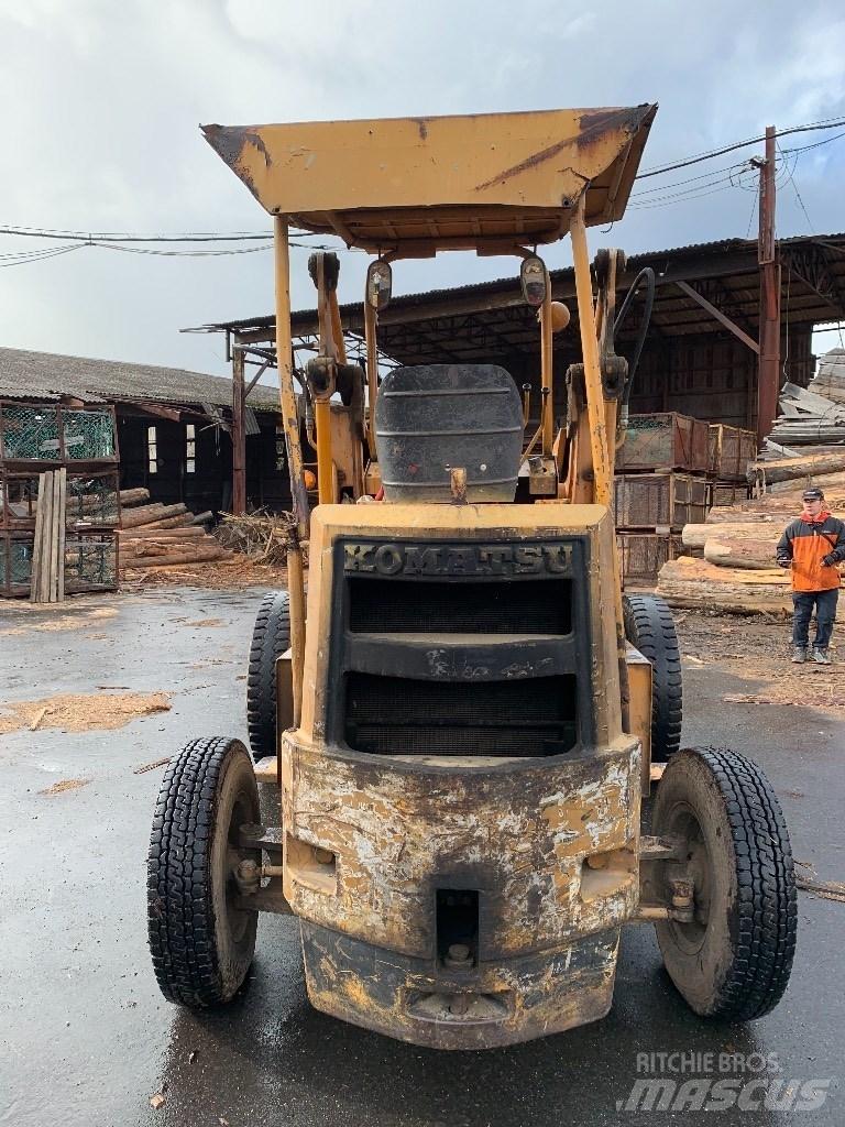 Komatsu SD25-1 Skjutstativtruck