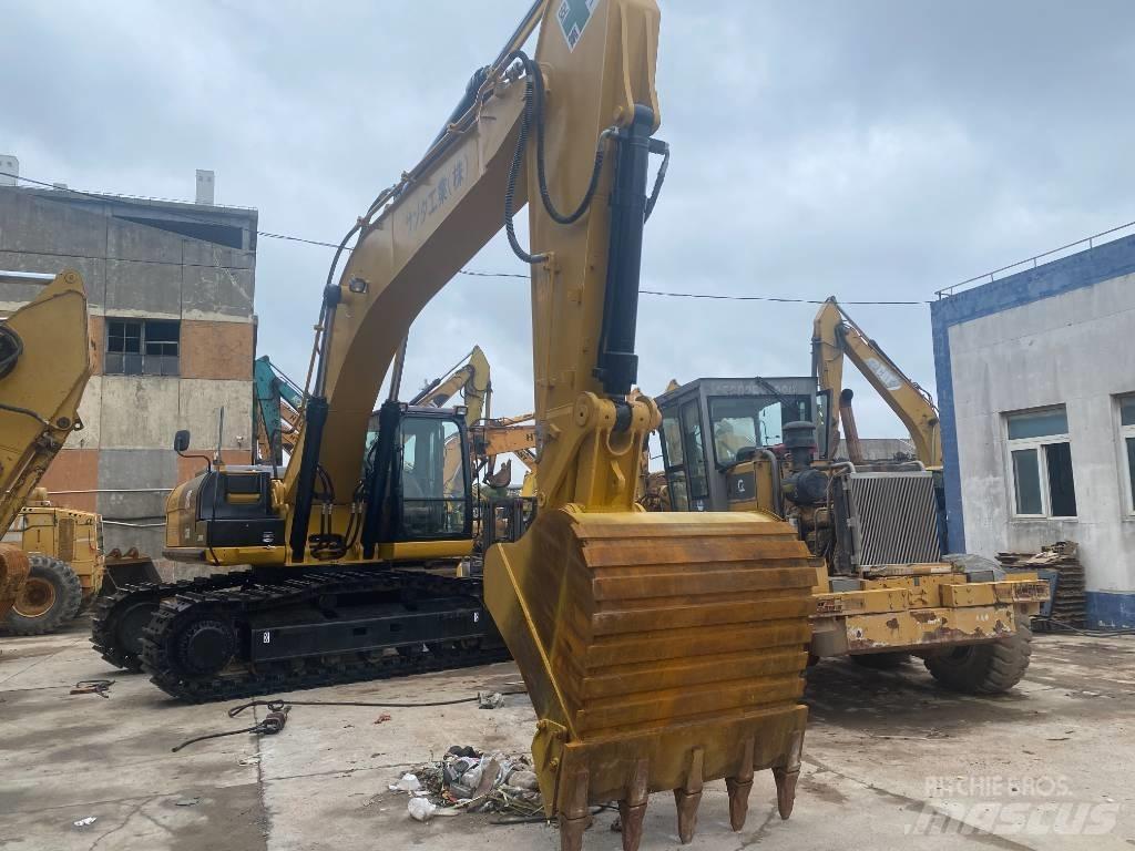 CAT 336 D Bandgrävare