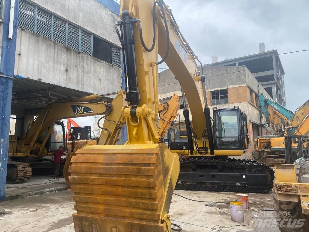 CAT 336 D Bandgrävare