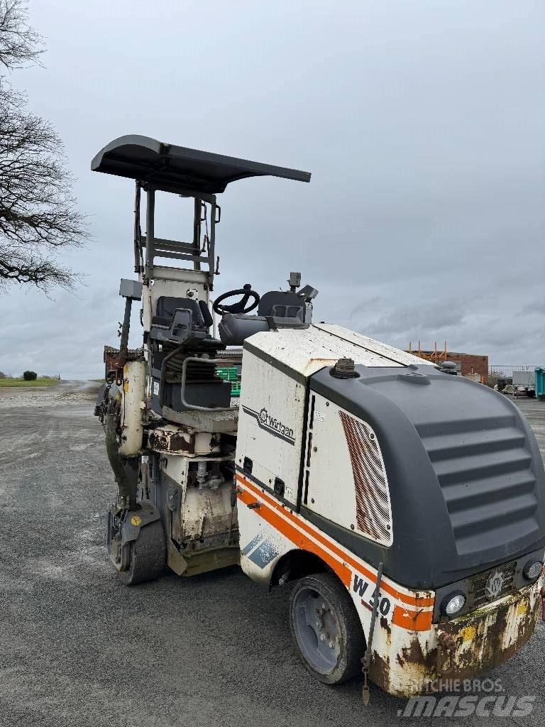 Wirtgen W 50 Asfaltskallfräsmaskiner