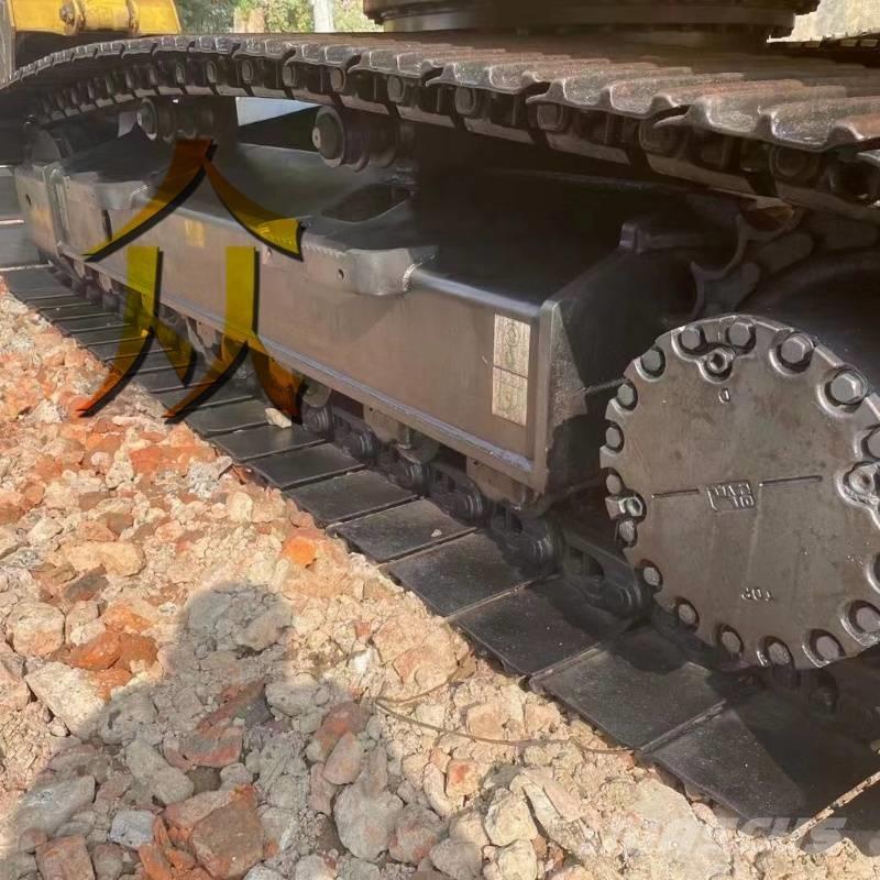 Komatsu PC 200 Bandgrävare
