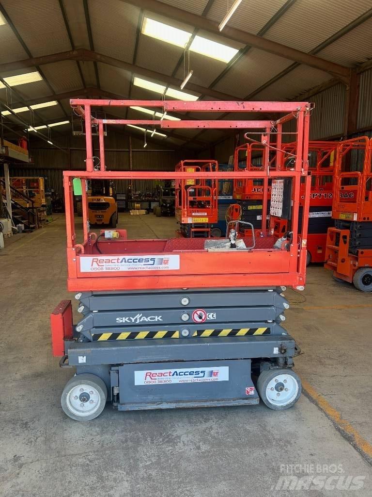 SkyJack SJ3219 Saxliftar