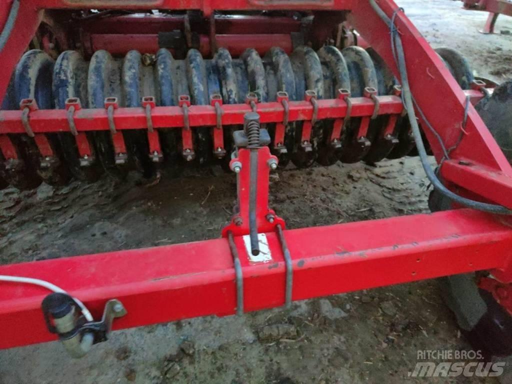 Horsch JOCKER 12 RT Tallriksredskap