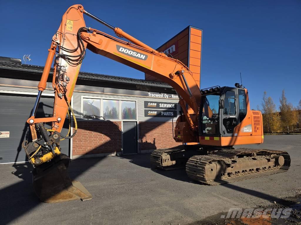 Doosan DX 235 LCR Bandgrävare