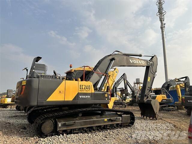 Volvo EC240 Bandgrävare