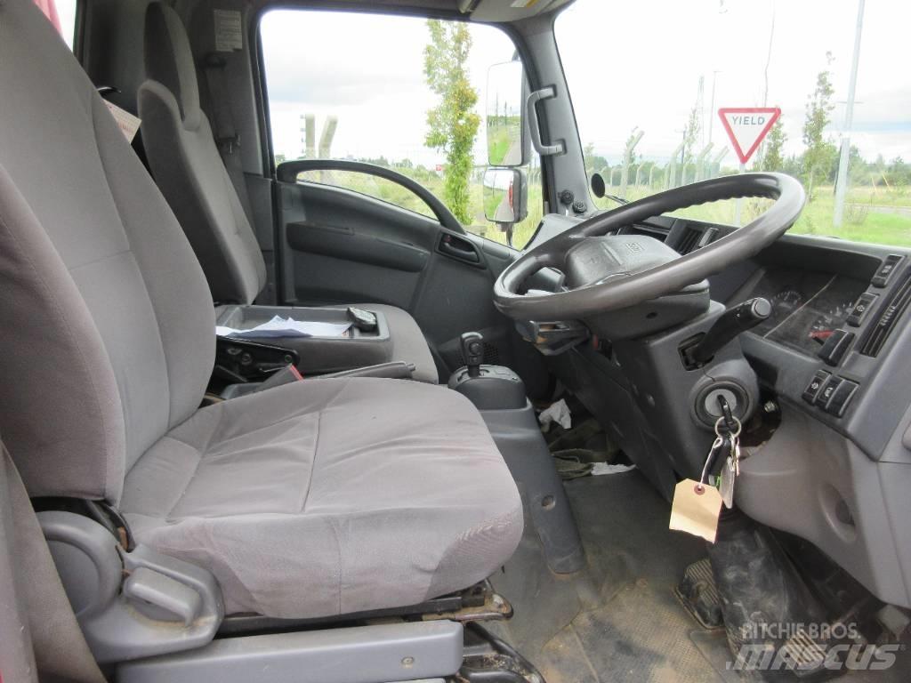 Isuzu N 75.190 Flak-/vinschlastbilar