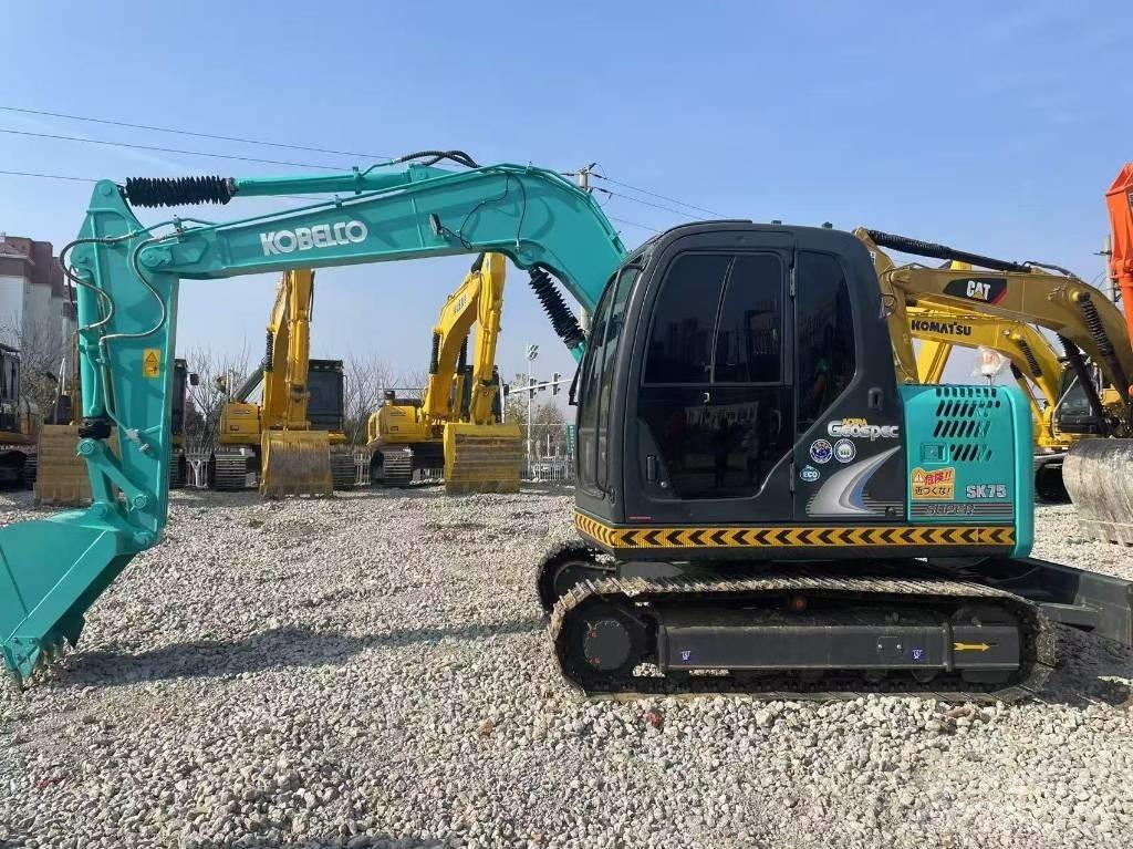 Kobelco SK 75 Bandgrävare