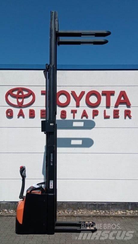 Toyota SWE160L Staplare-led