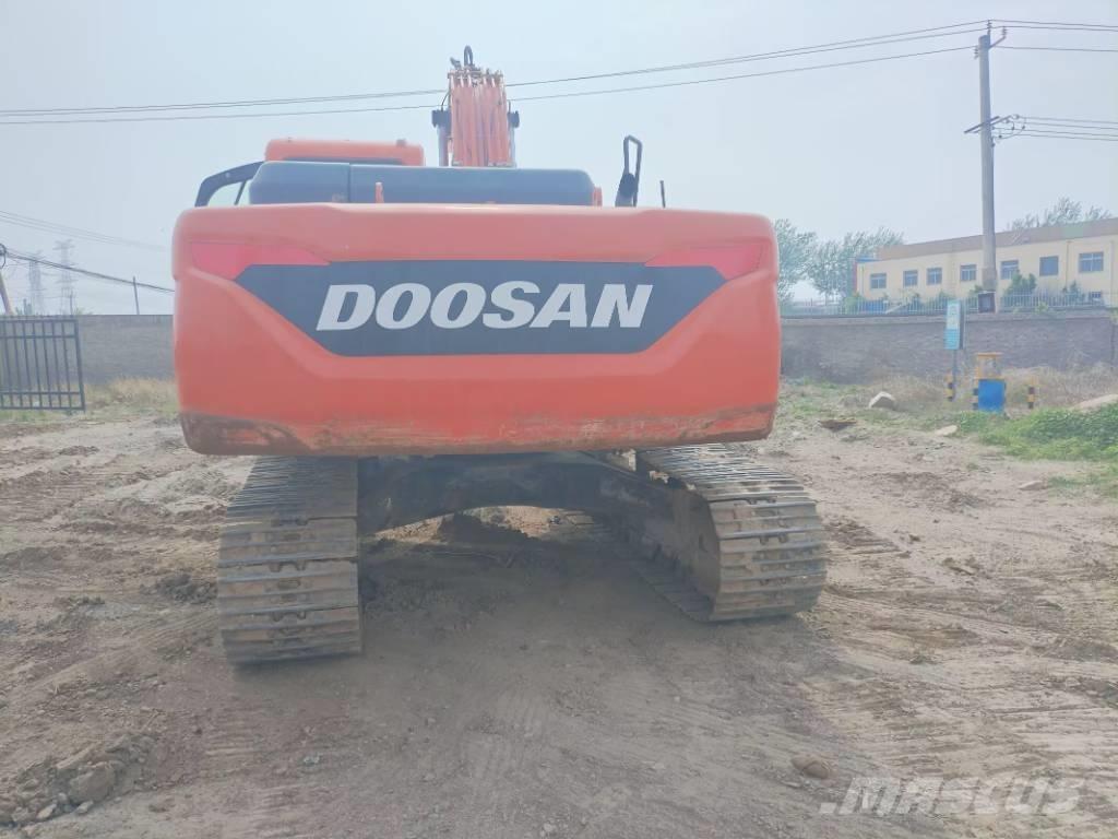 Doosan DX225LC-9C Bandgrävare