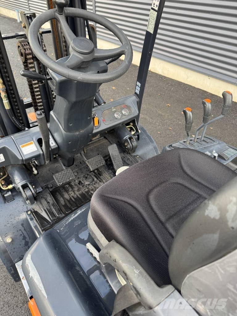 Doosan G 35 C-5 Gasolmotviktstruckar