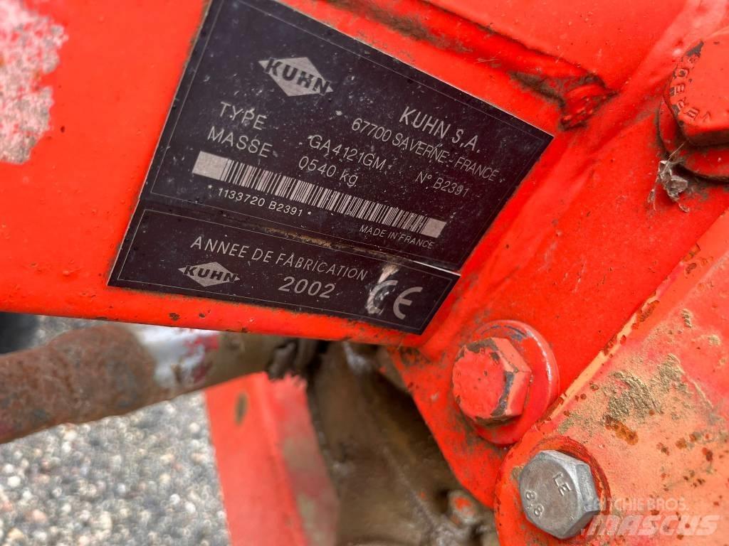 Kuhn GA 4121 G M Vändare och luftare