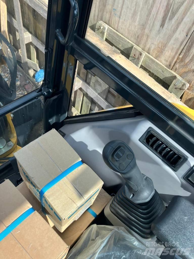 Komatsu PC 26 MR Minigrävare < 7t