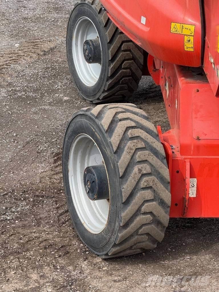 JLG 1250 AJP Bomliftar