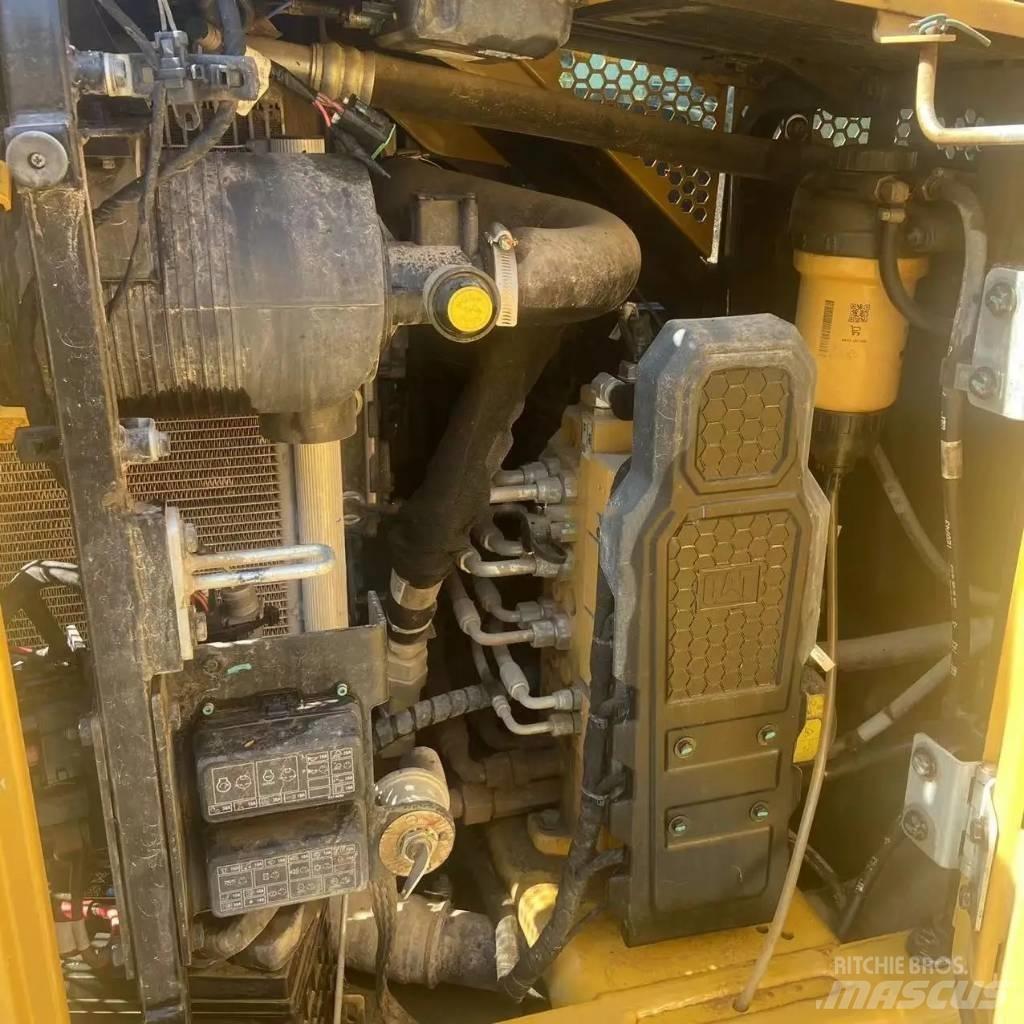 CAT 306E2 Bandgrävare