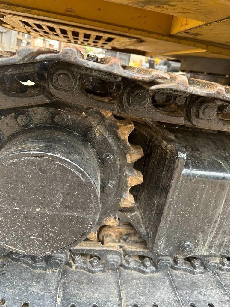 CAT 305.5 Minigrävare < 7t