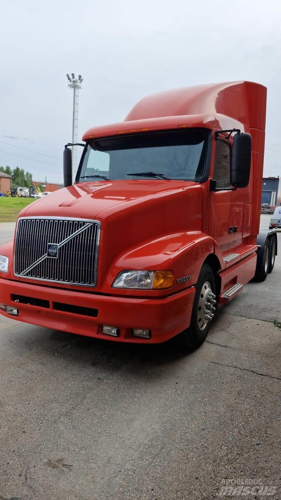 Volvo VNL-4 Dragbilar