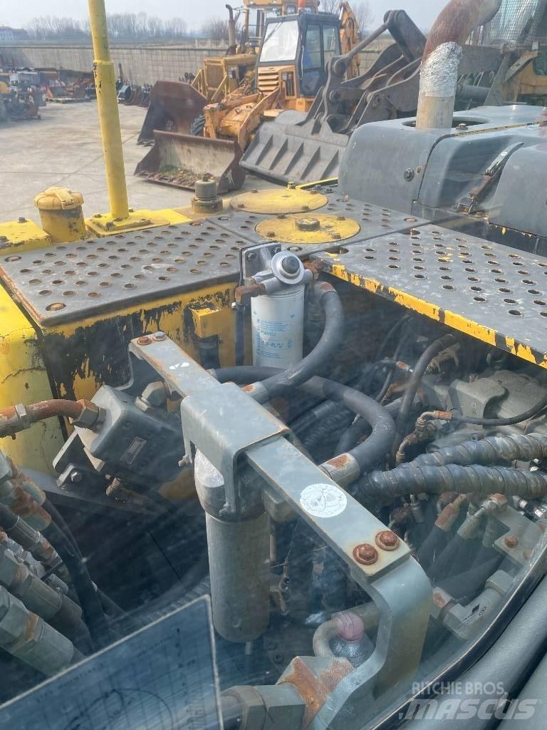 Volvo EC 160 B N LC Bandgrävare