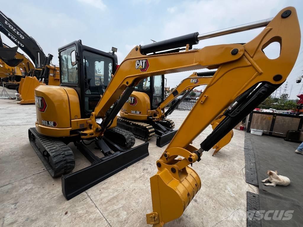 CAT 303.5 E Minigrävare < 7t