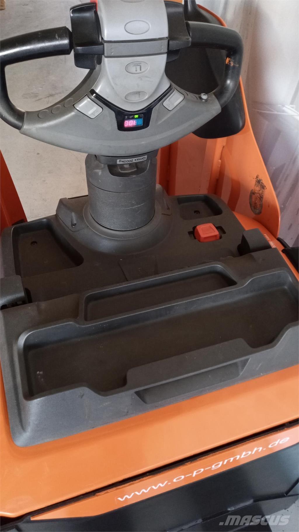 Toyota LPE 200 Staplare-led