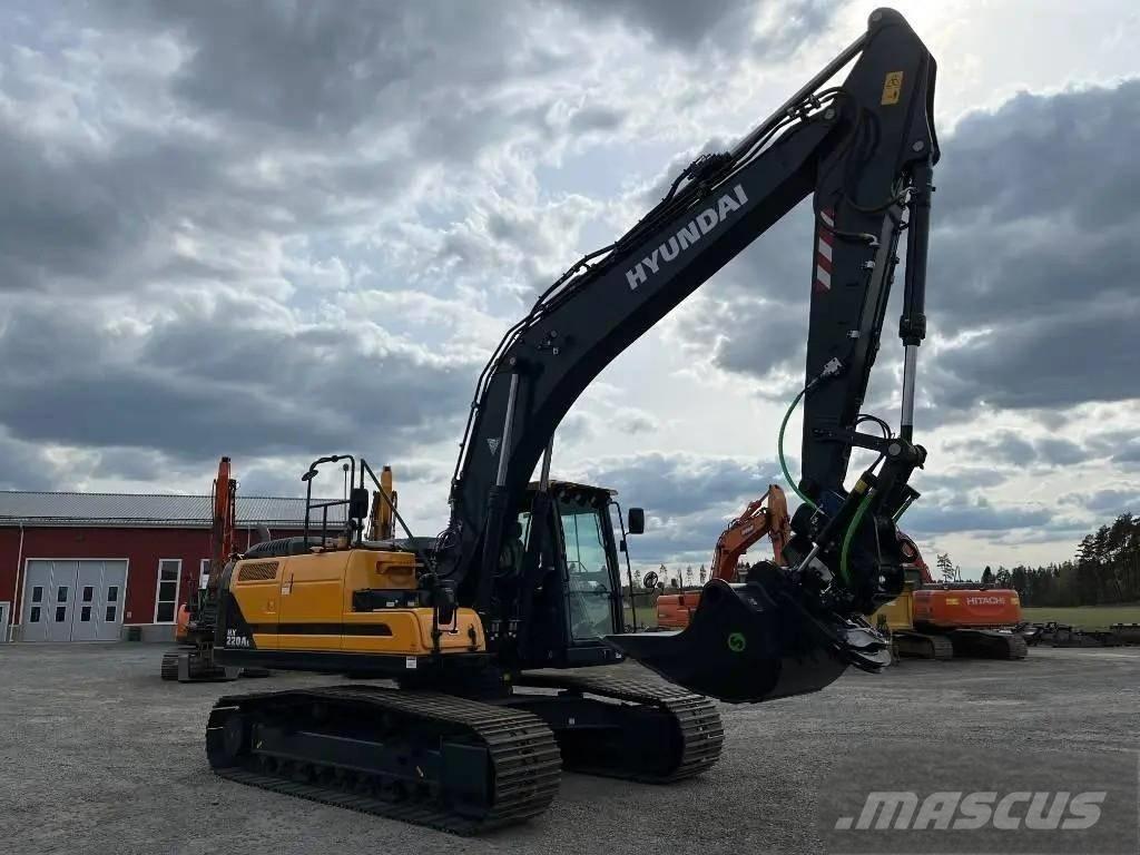 Hyundai HX 220 Bandgrävare