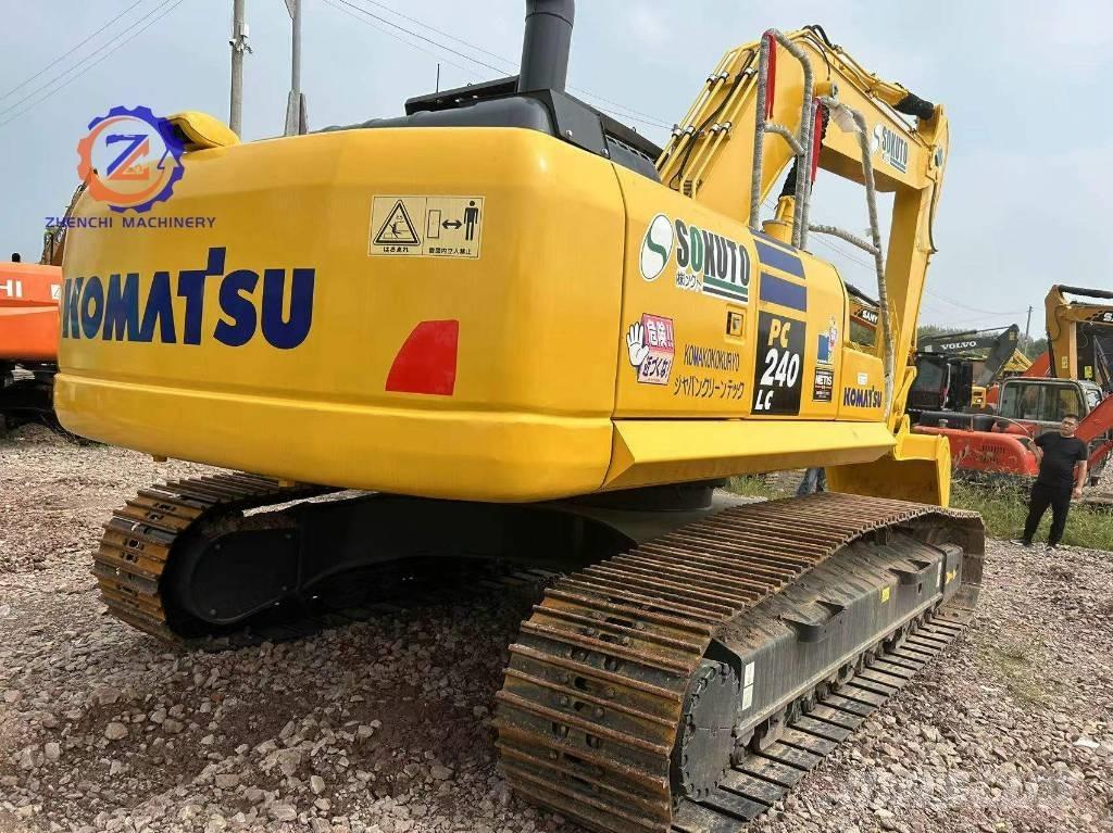 Komatsu PC 240-8 Bandgrävare