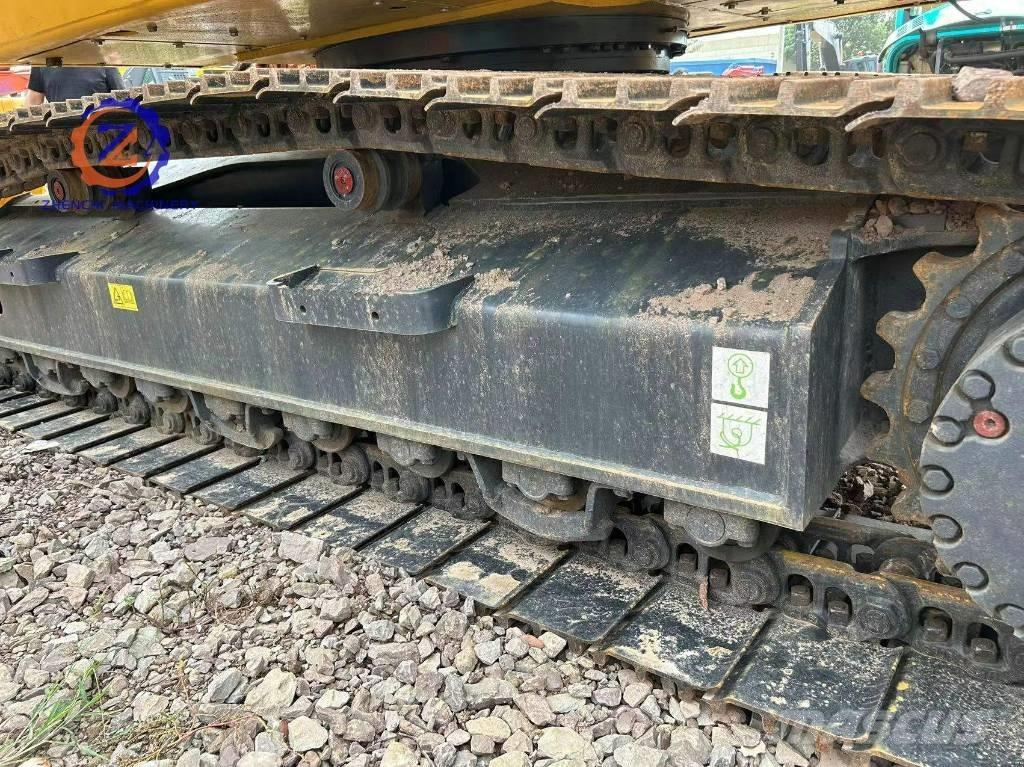 Komatsu PC 240-8 Bandgrävare