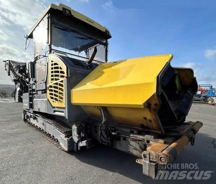 Bomag BMF 2500 S Asfaltsläggningsmaskiner