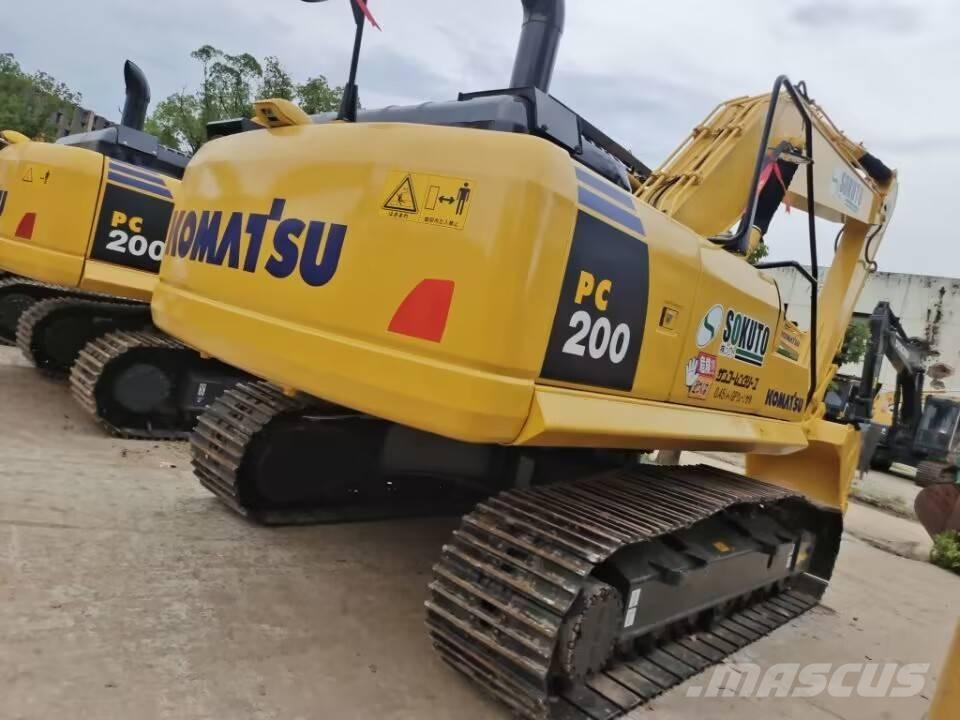 Komatsu PC 200-7 Bandgrävare