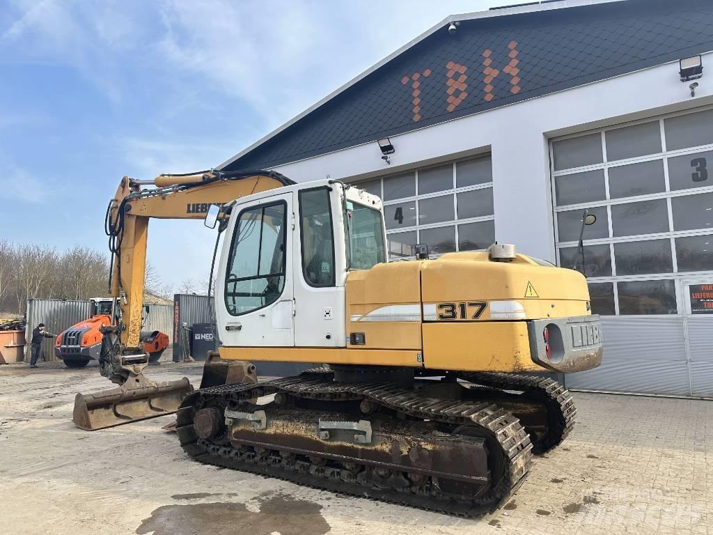 Liebherr R 317 Bandgrävare
