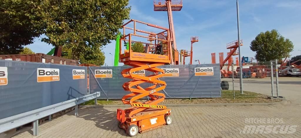 SkyJack SJIII 3219 Saxliftar