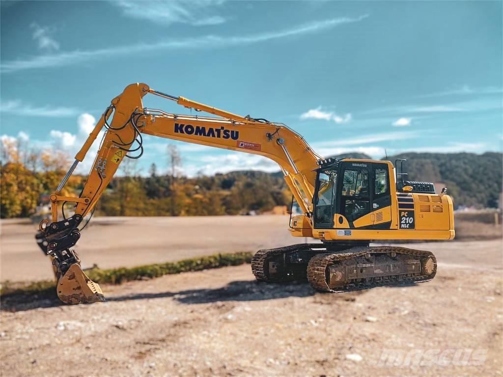 Komatsu PC 210 NLC Bandgrävare