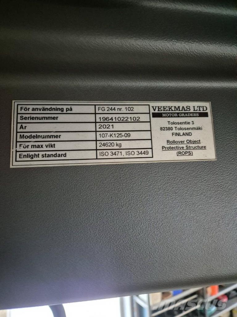 Veekmas FG 244 Väghyvlar